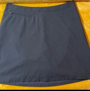 Patagonia Women’s olive green skort